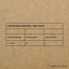 Load image into Gallery viewer, Knit baby booties, knit baby socks, newborn baby socks, newborn baby booties, newborn baby shoes, newborn baby gift, baby booties, cotton baby socks, cotton newborn socks, cotton baby booties.