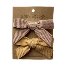 Load image into Gallery viewer, KKids hair clip, baby hair clip, hair accessories for girls, girl hair accessories, kids hair accessories, baby hair accessories, baby hair pin, baby hair clip, eco-friendly baby hair accessories, eco-friendly kids hair accessories, kids bow clip, girls bow clip, baby bow clip, Dubai, Abu Dhabi, UAE
