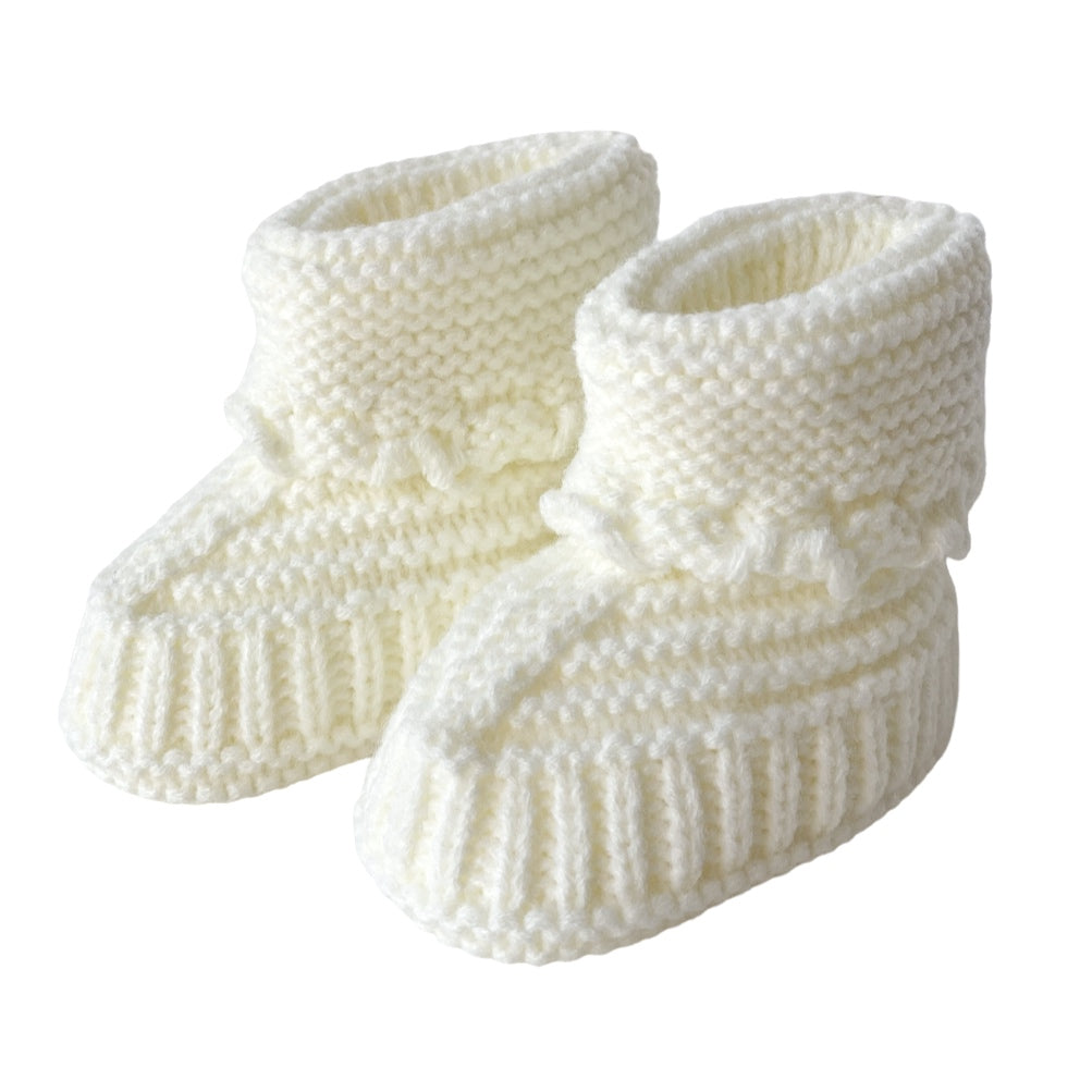 Knit baby booties, knit baby socks, newborn baby socks, newborn baby booties, newborn baby shoes, newborn baby gift, baby booties, cotton baby socks, cotton newborn socks, cotton baby booties. 